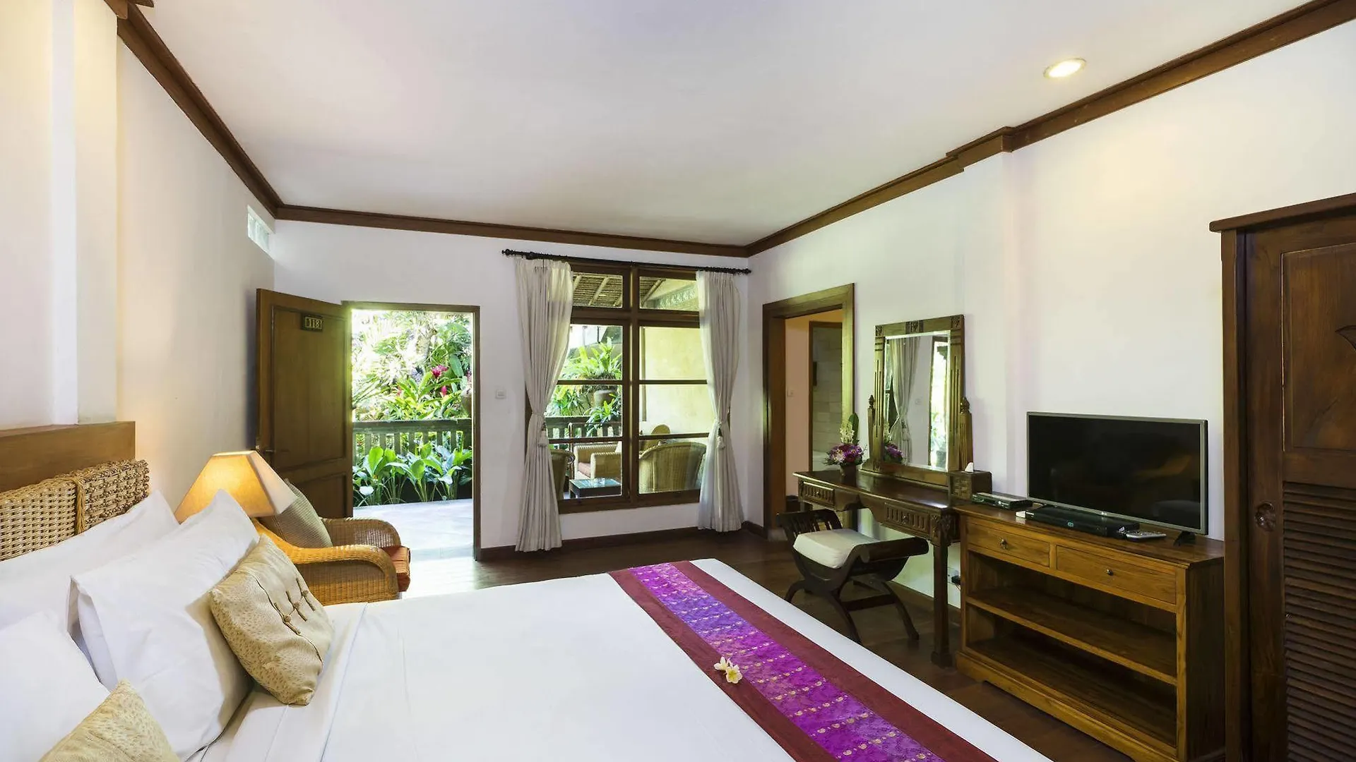 Adi Cottage Ubud Hotel