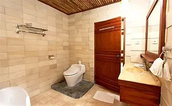 Adi Cottage Ubud Hotel